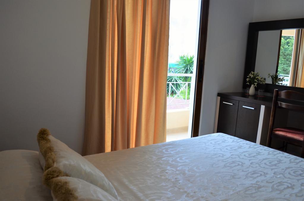 Jb Hotel Saranda Dış mekan fotoğraf
