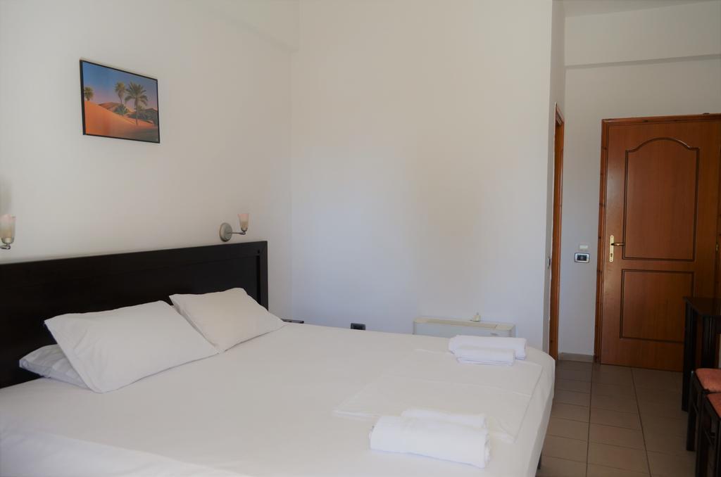 Jb Hotel Saranda Dış mekan fotoğraf