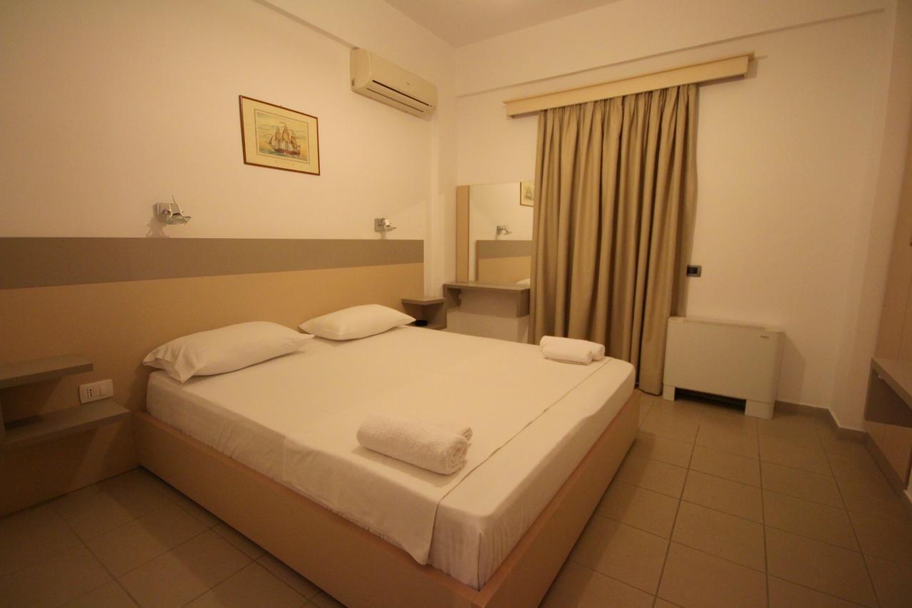 Jb Hotel Saranda Dış mekan fotoğraf