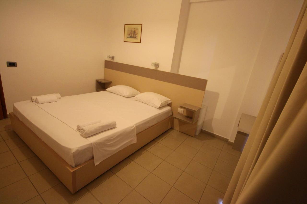 Jb Hotel Saranda Dış mekan fotoğraf